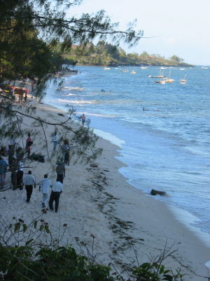 Shanzu Beach mit beach boys